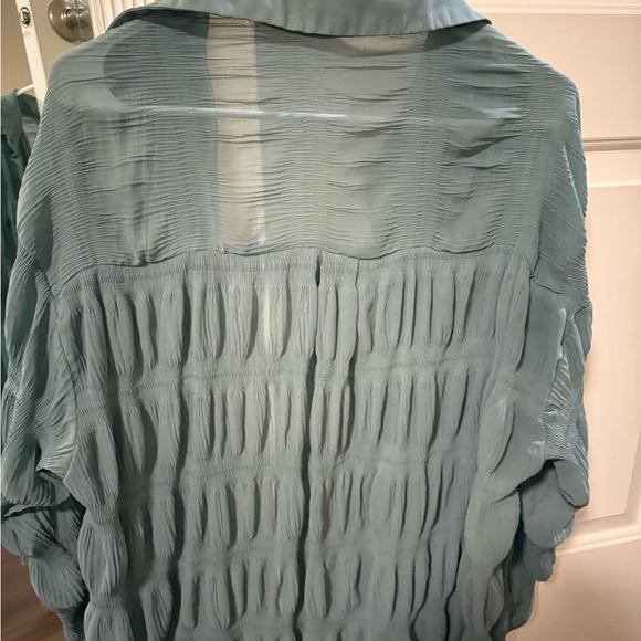 Missguided size 2 oversized semi sheer over shirt / button up - Picture 5 of 5